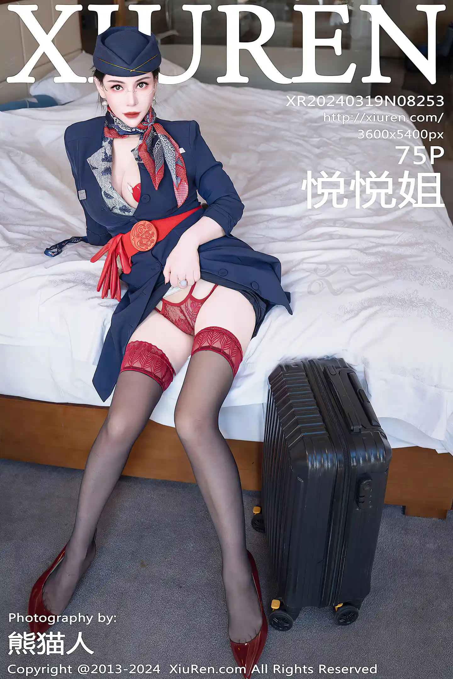 [XiuRen秀人网]No.8253_模特悦悦姐性感空姐制服露红色内衣配黑丝袜秀魔鬼身材诱惑写真75P-秀人网 - XiuRen.Xyz